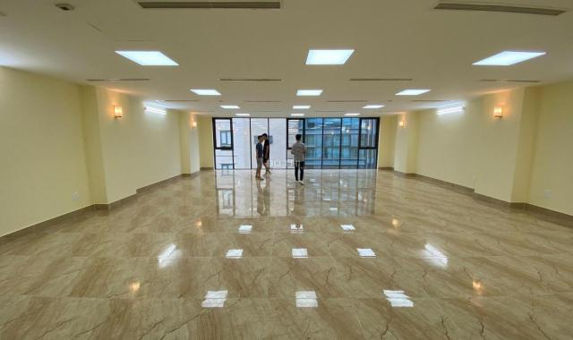 Quận Thanh Xuân: Tiện di chuyển - giá cực tốt - cho thuê văn phòng, showroom 160m2 tại Ngã Tư Sở
