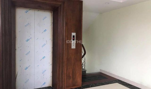 Cho thuê phòng CCMN Triều Khúc - Yên Xá 30m2 đủ đồ ban công, giá từ 2tr/th, 0968884068