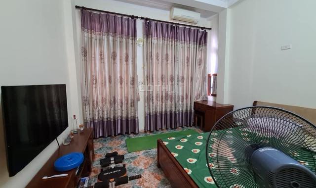 Bán nhà phố Ngô Quyền, Hà Đông, 45m2, 3T, MT 3.8m, giá 3 tỷ 2, Lh 0902083139