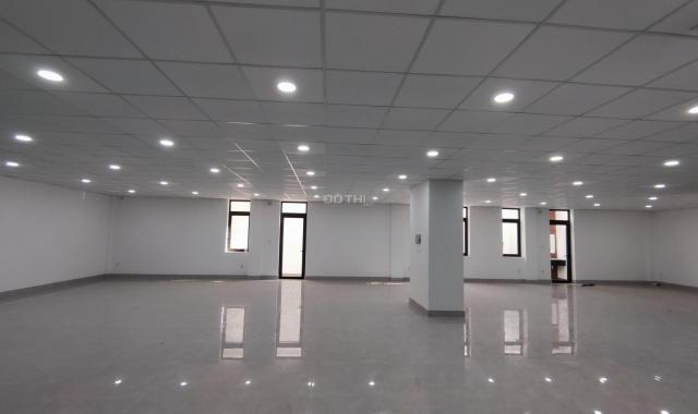 Cho thuê tòa nhà mặt tiền đường Số 7 khu Tên Lửa 2500m2