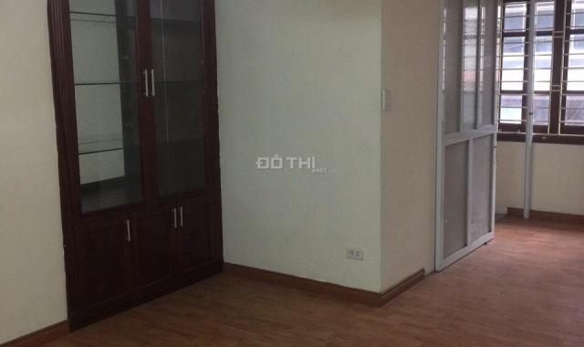 Cho thuê nhà Trần Phú, gần Hồ Gươm Plaza, 35 m2 x 5 tầng, sàn thông