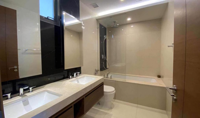 Cho thuê căn hộ The Nassim tầng cao thuộc tháp C có diện tích 119.22m2, có thiết kế 3PN, 2WC