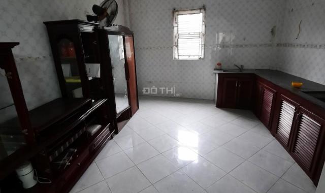 Vỡ nợ bán nhà 3 tầng Lệ Mật, Việt Hưng 50m2 hướng Đông Nam ngõ Morning chỉ 2,85 tỷ