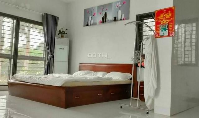 Bán khuôn viên nghỉ dưỡng sẵn nhà mái Thái sát UBND xã Yên Bài Ba Vì, giá hơn 5 tỷ LH 0866990503