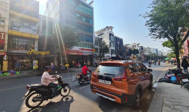 Cho thuê nhà 136-138  Nguyễn Gia Trí, Bình Thạnh. DT: 8.4x20m 3 lầu
