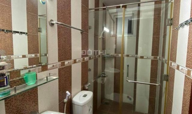 Bán nhà hẻm 175 Nguyễn Thiện Thuật, Quận 3, DT 36m2, 5 tầng, giá siêu rẻ