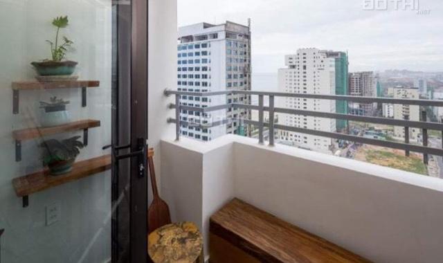 Bán căn hộ Mường Thanh Sơn Trà, 2 phòng ngủ, view nhìn Biển. Giá: 2.4 tỷ, 0905358699