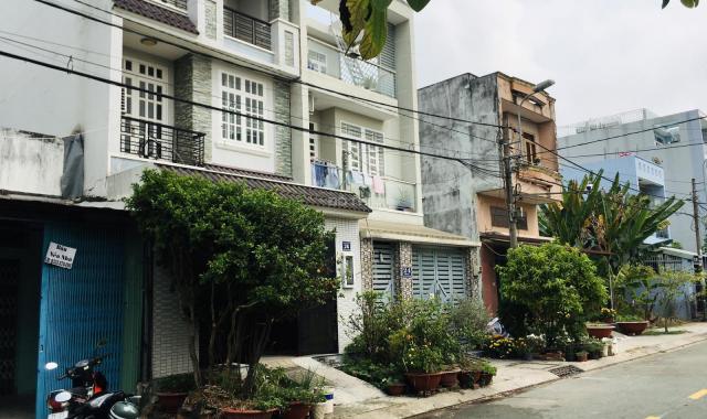 Chính chủ kẹt tiền làm ăn gửi bán gấp căn nhà trong KDC Bình Điền