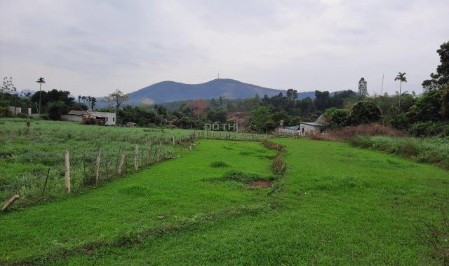 Cần bán gấp 2080m2 đất thổ cư view vị trí đẹp tại thị trấn Lương Sơn, Hòa Bình