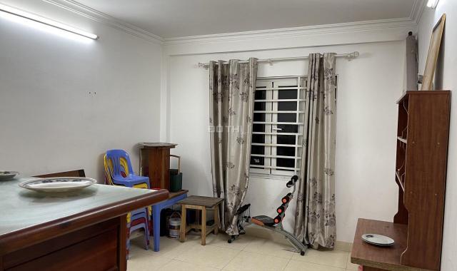Chuyển về quê sinh sống gia đình cần bán gấp căn nhà tại Phúc Lợi, Long Biên