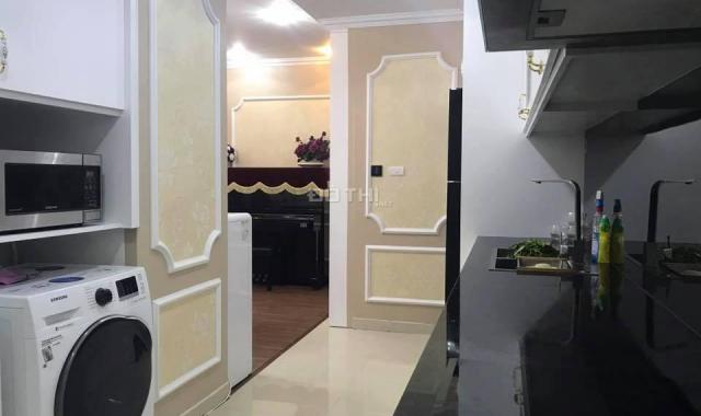 Cho thuê căn hộ 2 PN đủ đồ nội thất chung cư Vinhomes Nguyễn Chí Thanh. LH hotline: 0974429283