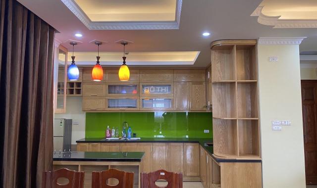 Cho thuê căn hộ chung cư tại dự án khu Ngoại Giao Đoàn, Bắc Từ Liêm, Hà Nội. DT: 130m2 3PN full đẹp