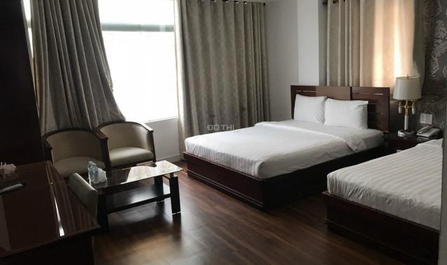 Cho thuê khách sạn 33 phòng MT Thủ Khoa Huân, P. Bến Thành, Q. 1