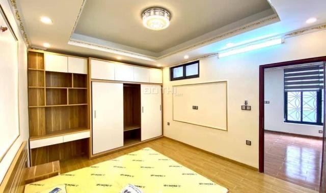 Bán nhà số 10 lô 4 mặt hồ Đền Lừ 60m2, mặt tiền 5m giá 10 tỷ