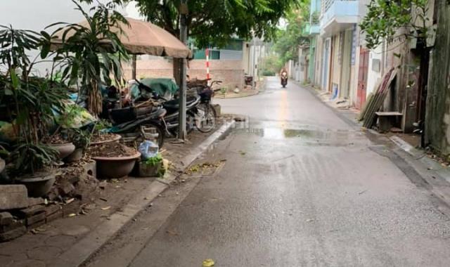 Bán đất lô góc Nguyễn Văn Cừ ô tô đổ cửa thông phố Ái Mộ, Hồng Tiến - giá 6,4 tỷ
