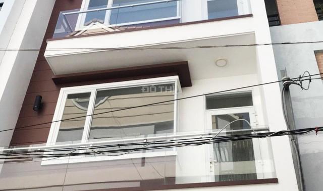 Bán nhà 3 lầu hẻm 300 đường Nguyễn Văn Linh, P Bình Thuận, Quận 7