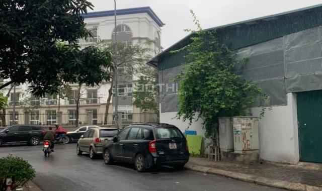 Bán mảnh đất Võng Thị, ngõ ô tô vào nhà, thông sang Trích Sài, Hồ Tây lộng gió