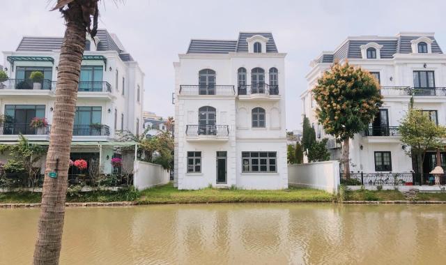 Chính chủ cần bán biệt thự có sông kiểu Pháp, tiểu khu Phong Lan tại Vinhomes Harmony Long Biên