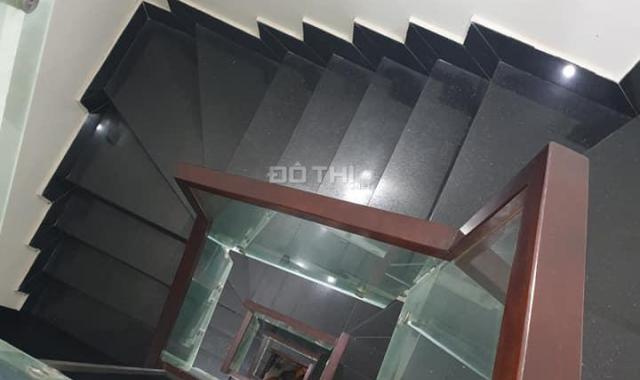 Bán nhà mặt phố Trần Duy Hưng 7 tầng thang máy 121m2 chỉ 25 tỷ