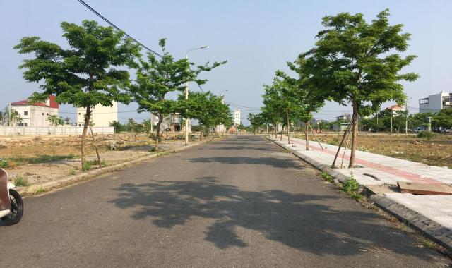 Bán lô góc 2 mặt tiền B2.91 Nam Hòa Xuân ngã tư đường thông ra Nguyễn Phước Lan, diện tích 161.7m2