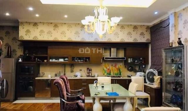 Bán nhà Nguyễn Khánh Toàn 80m2, MT 8m KD ngõ ô tô 7 chỗ giá hơn 11 tỷ