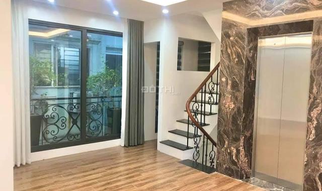 Hàng xóm Vinhomes, kinh doanh, mặt phố Chu Huy Mân Long Biên, 63m2, MT: 4.1m, giá 9,5 tỷ