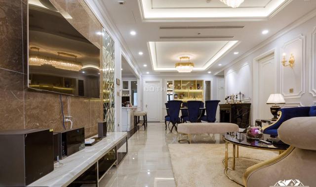 Cho thuê CHCC Vinhomes Nguyễn Chí Thanh - Đống Đa, Hà Nội, 130m2, 3 ngủ sáng, đủ đồ đẹp, giá tốt