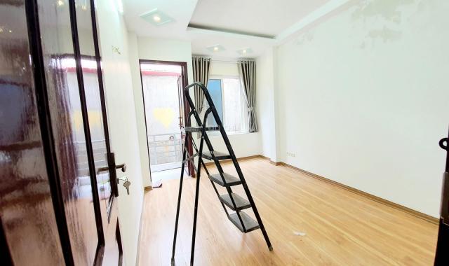 Bán nhà Giải Phóng Thanh Xuân 36m2 x 4 tầng nhỉnh 3 tỷ