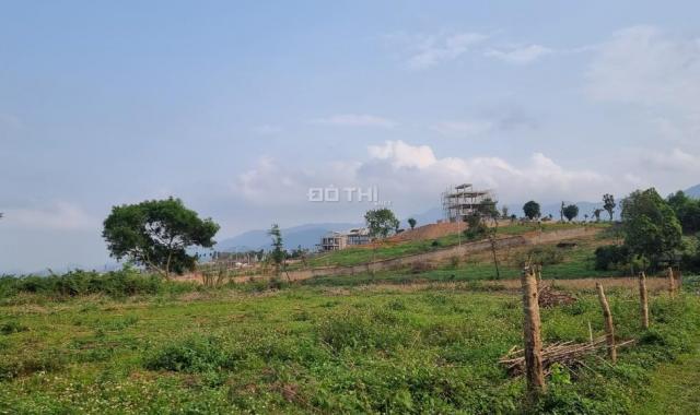 Cần bán gấp đất thổ cư Lương Sơn, sát dự án nghỉ dưỡng Lagecy Hill, view cánh đồng DT 6800m2