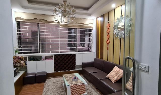 (Chính chủ) bán nhà Doãn Kế Thiện 4.85 tỷ; DT 40m2, nhượng lại toàn bộ nội thất