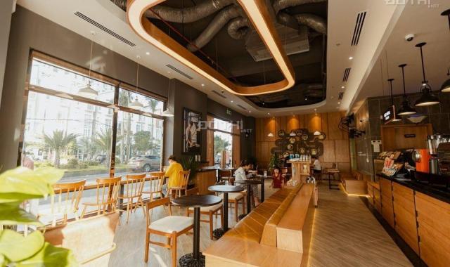 Cửa hàng cà phê hoành tráng MT 13.4m, DT 51m2 mặt phố Tây Sơn, lô góc