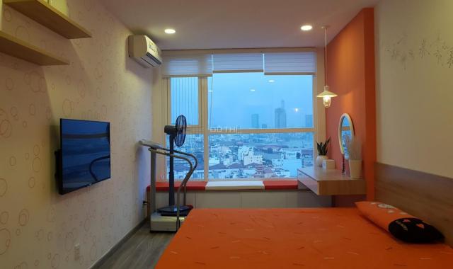 Căn hộ MT Nguyễn Tất Thành, 80m2, view sông, cửa Đông Nam, 3,38 tỷ (gồm 5% sổ), 0938231076, MS209