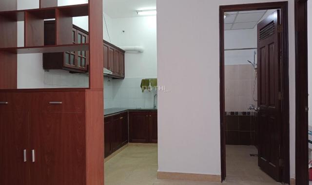 Cần bán căn hộ Khánh Hội 2 Quận 4, DT: 57 m2, 1PN, giá: 2.3 tỷ/căn