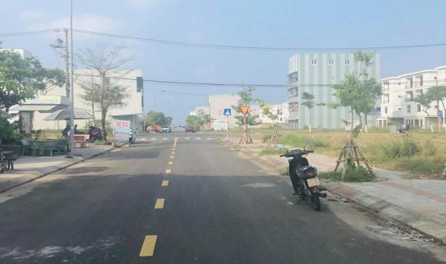 Cần bán lô đất đường 7m5 hướng Đông Nam đường Trần Minh Tông thông ra biển