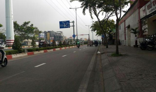 Mặt tiền đường Phạm Văn Đồng 14m thổ cư 200m2 ngay trung tâm Thủ Đức