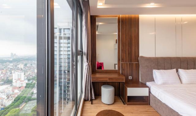 Cho thuê căn hộ chung cư Vinhomes Metropolis 140m2, thiết kế 4 ngủ riêng đầy đủ đồ giá 65tr/tháng