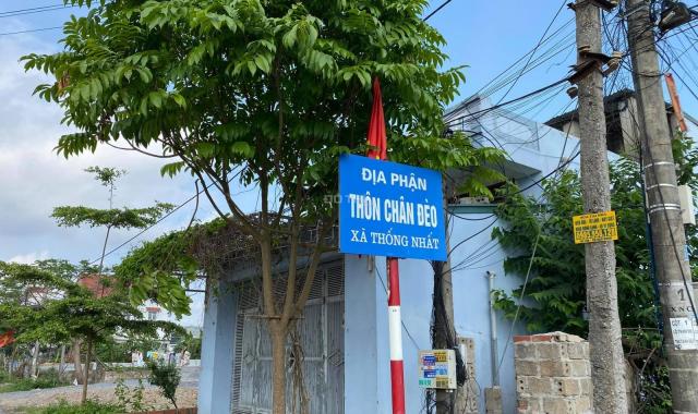 Bán đất tặng nhà bám mặt đường chính thôn Chân Đèo - Hoành Bồ. Giá chỉ 17 tr/m2
