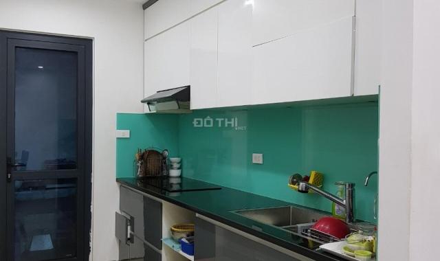 Chính chủ bán căn hộ tòa R2 CC Goldmark - DT 78m2 - 2PN - ban công Đông Nam giá 2,2 tỷ