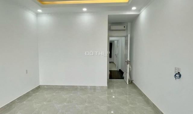 Bán nhà khu Sài Gòn mới thị trấn Nhà Bè 4x17m + 3 lầu, 4PN + Tặng NT - 5.3 tỷ