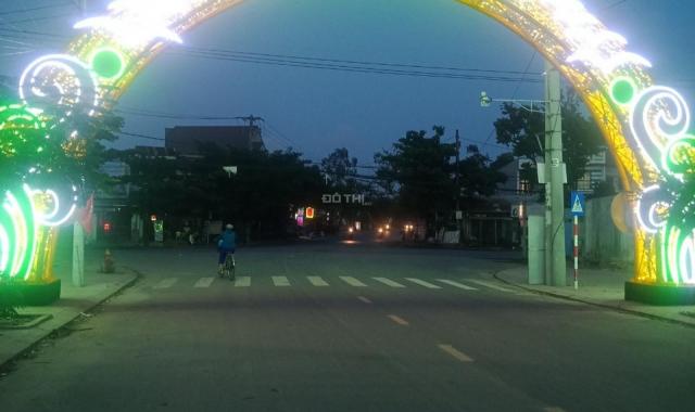 Khu phố chợ Lai Nghi (GĐ1): Bán lô đất biệt thự DT (12x25m) = 300m2, đối diện công viên