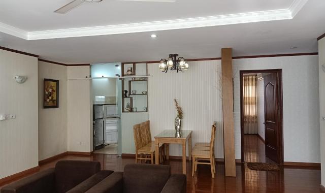 Cho thuê căn hộ chung cư Vinaconex 1 - 150m2, 3PN, đầy đủ đồ giá 13tr/th LH 0982583995