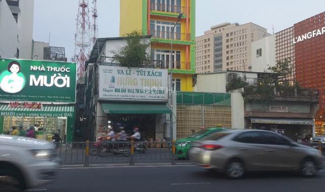 Bán nhà mặt phố Nguyễn Văn Cừ, P. 2, Q. 5, DT: 3.05 x 20.45m, 5T, thang máy, 28 tỷ
