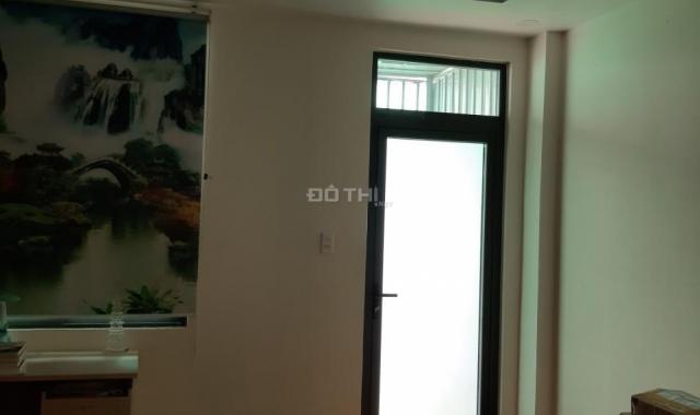 Bán nhà 240 m2, giá 5.25 tỷ - ĐT Lê Hồng Phong 2, Nha Trang - 0981413236