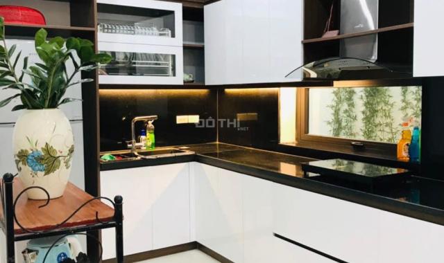Cho thuê nhà full đồ siêu đẹp Thạch Bàn, Long Biên, 120 m2/sàn, giá: 14 triệu/tháng