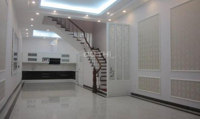 Gia chủ cần tiền bán nhanh căn nhà mới cực đẹp 4.5 tầng tại Thạch Bàn - Long Biên, giá nhỉnh 2 tỷ