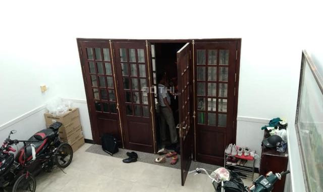 Hiếm! Nhà đẹp phân lô - ô tô - vỉa hè - tại phố Trần Quốc Hoàn: 56m2, 5T chỉ 9.5 tỷ
