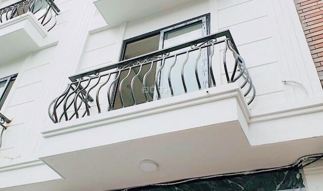 Chỉ với 1,8 tỷ có ngay nhà mới (4T * 36m2, 3PN), ô tô đỗ cách 20m gần trung tâm chợ Cự Đà, Cự Khê