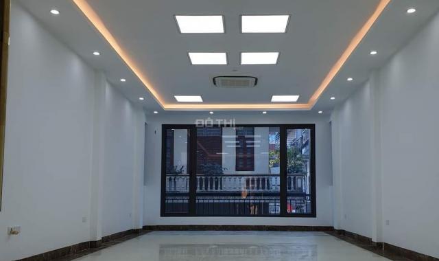 Nhỉnh 3 tỷ có nhà Bằng Liệt, Linh Đàm ở ngay, 40m2x5T. LH: 098.724.0775