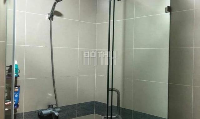 Cần bán cc N04A NGĐ, căn góc 79.9m2 chia 2 ngủ nội thất đẹp như ảnh, sổ đỏ chính chủ