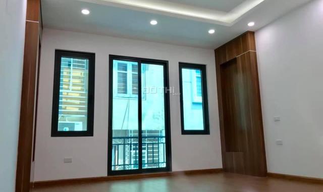 Siêu hiếm! Ngõ Nguyễn Chí Thanh, Đống Đa: Ô tô, KD đỉnh, 7T TM, 42m2 có 11.5 tỷ